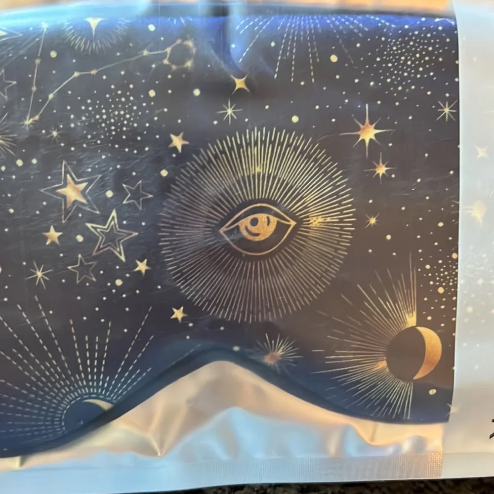 Satin Sleep Mask by SMUG - Picture 5 of 6